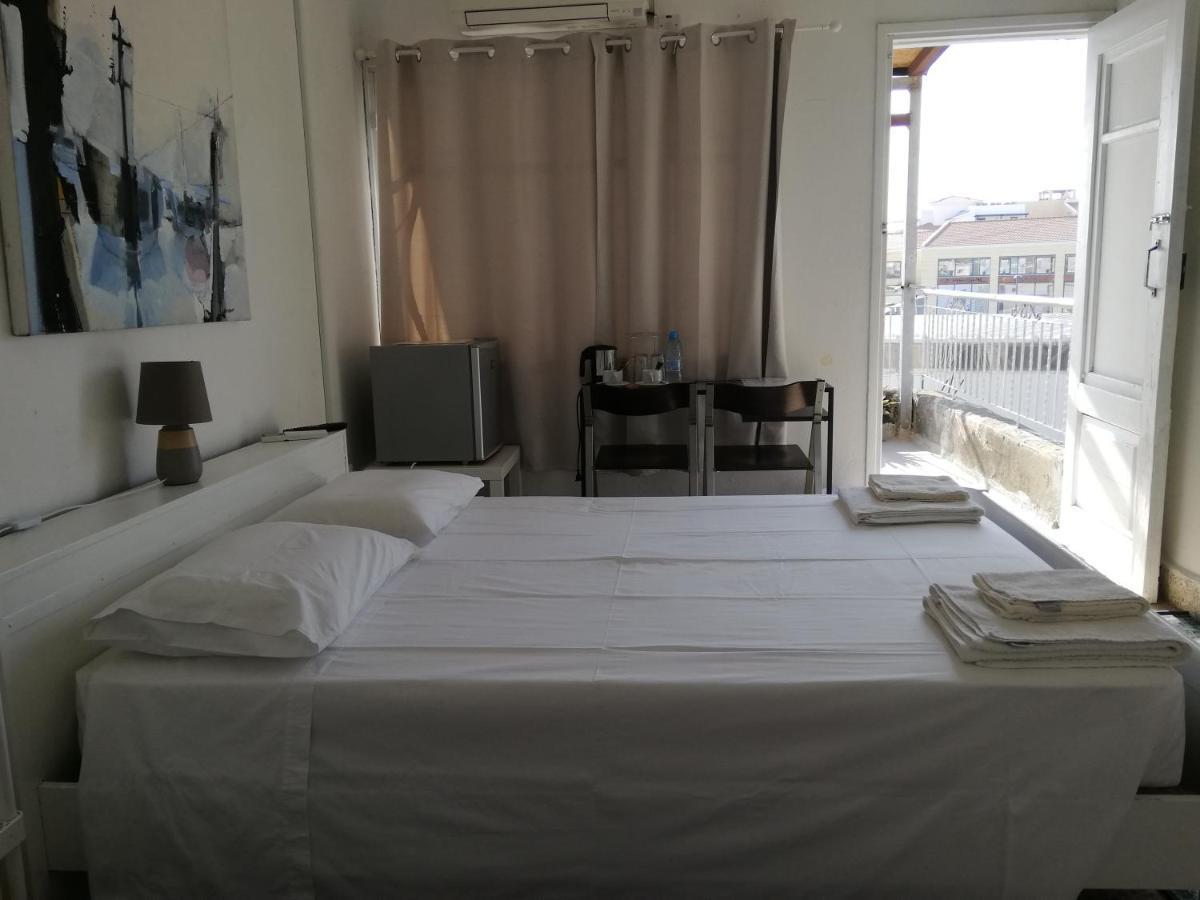 Cornaro Fine Arts Center Apartment Limassol Ngoại thất bức ảnh